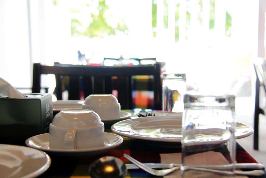 Rip Tide Vacation Inn, K.Guraidhoo Guraidhoo  Buitenkant foto