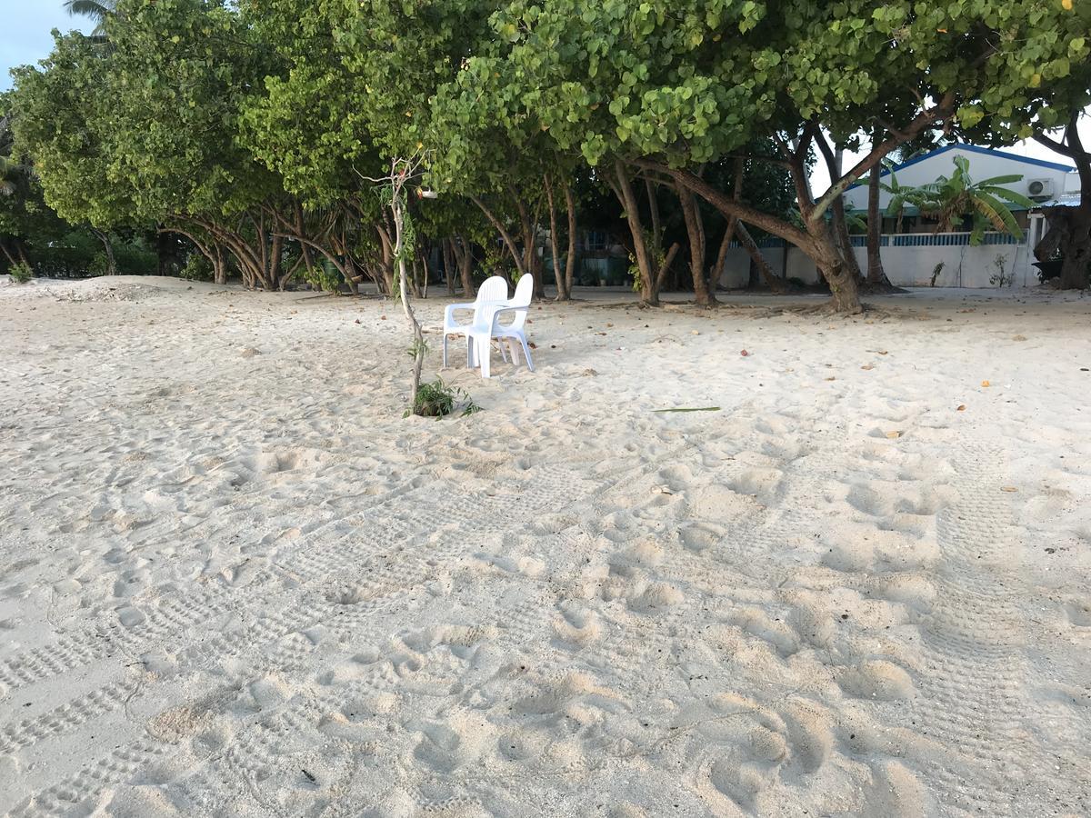 Rip Tide Vacation Inn, K.Guraidhoo Guraidhoo  Buitenkant foto