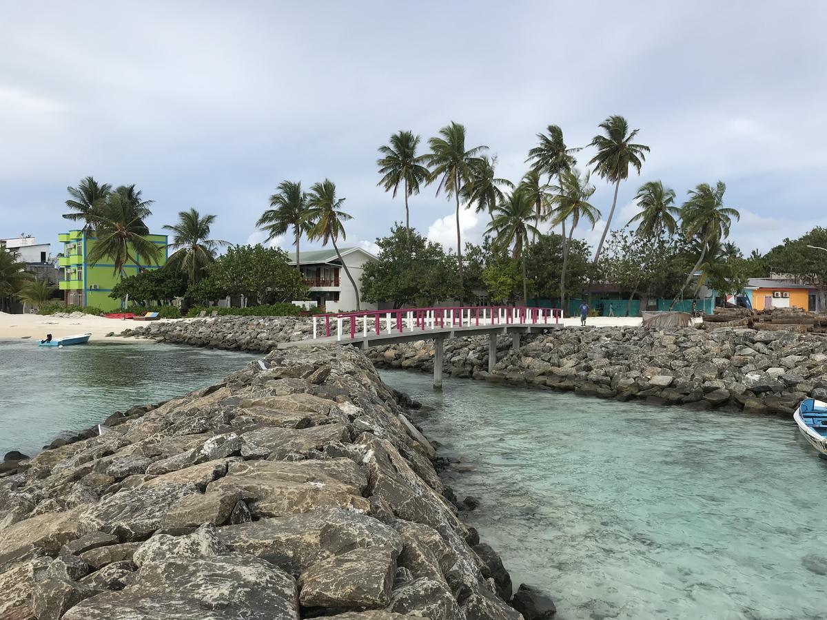 Rip Tide Vacation Inn, K.Guraidhoo Guraidhoo  Buitenkant foto